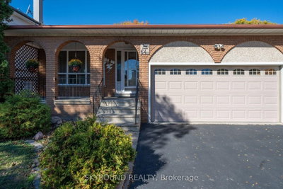 64A Saint Georges Boulevard • Toronto, ON