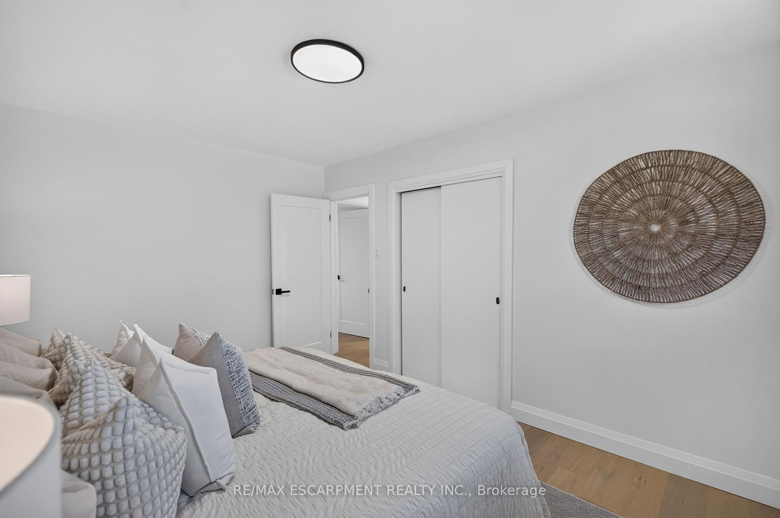 3028 Eva Drive • Burlington, ON photo 26