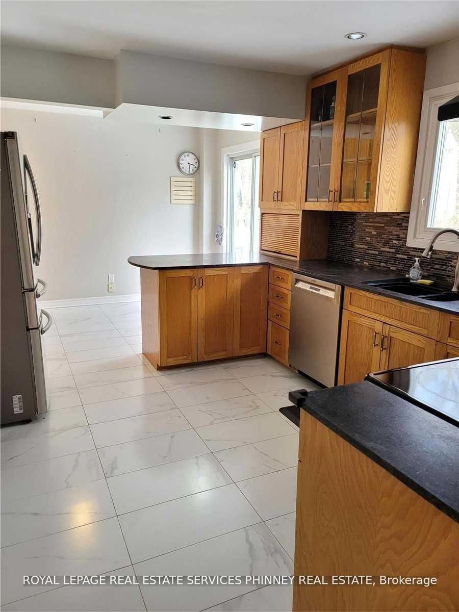 1004 Cutler Crt, Mississauga, view 6