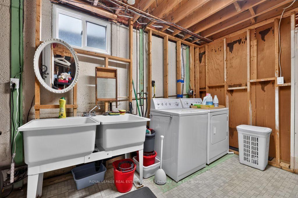 838 Saddle Cres, Mississauga, view 38