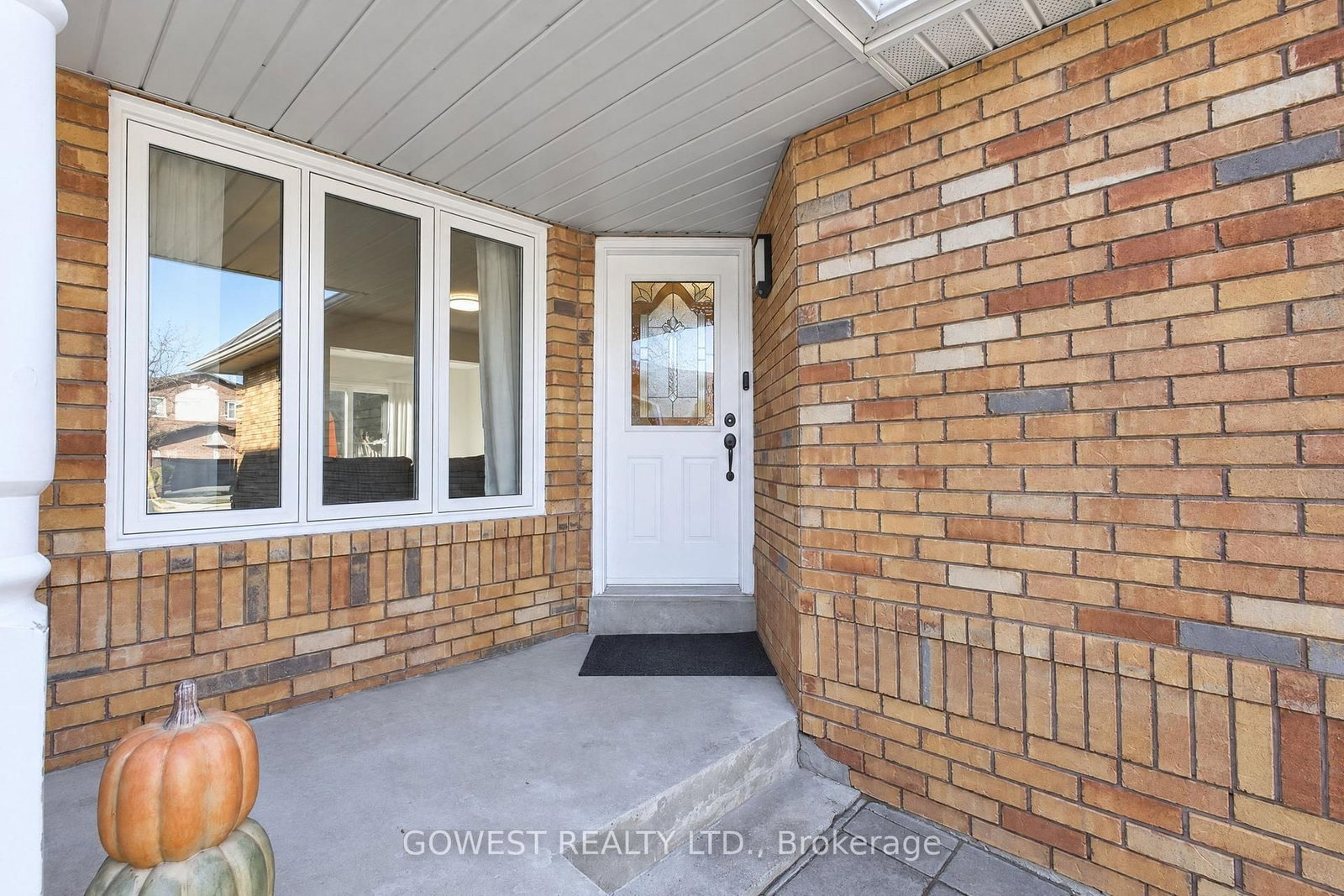 6570 Alderwood Trail • Mississauga, ON photo 5