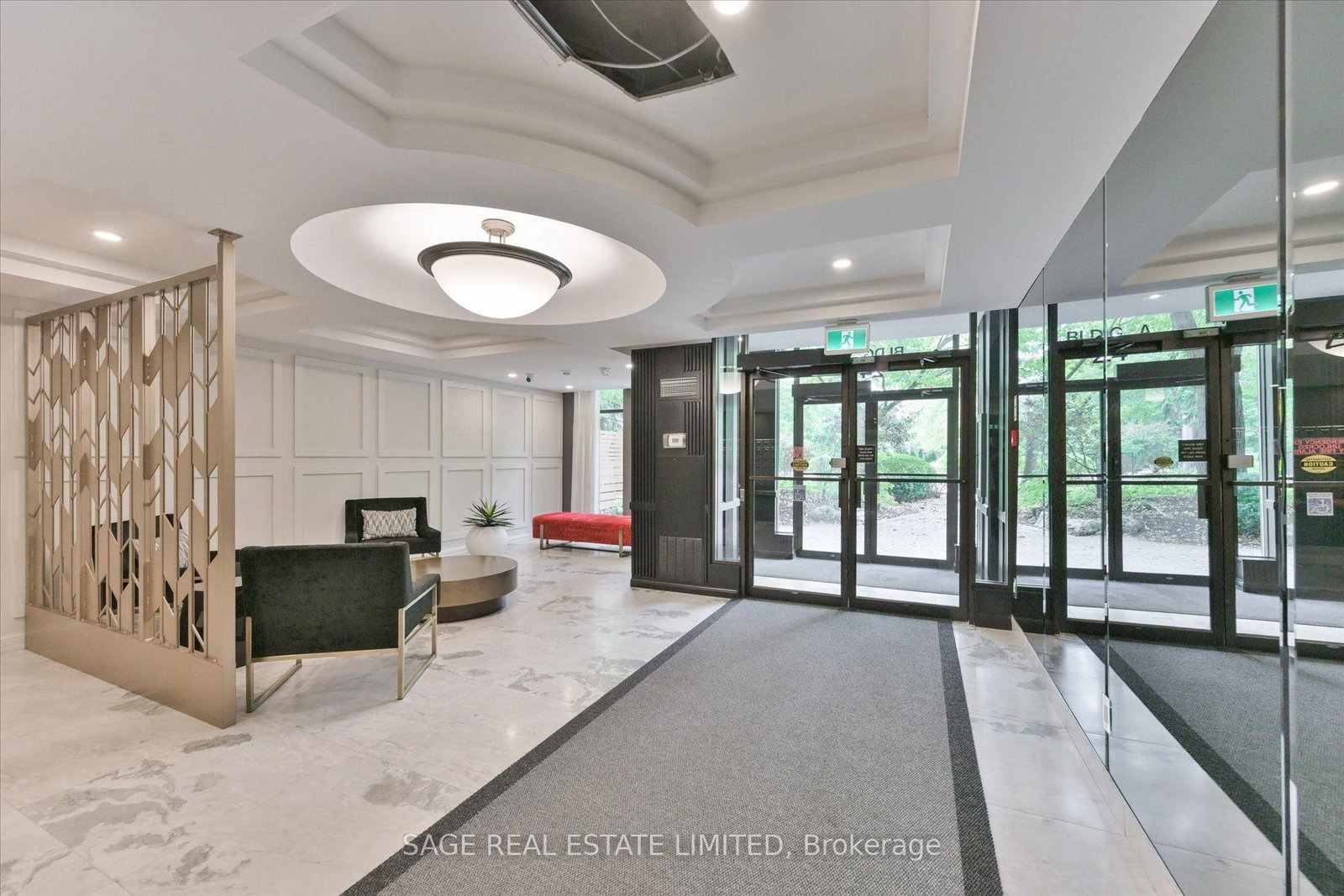 24 Southport Street • #846 • Toronto, ON photo 5