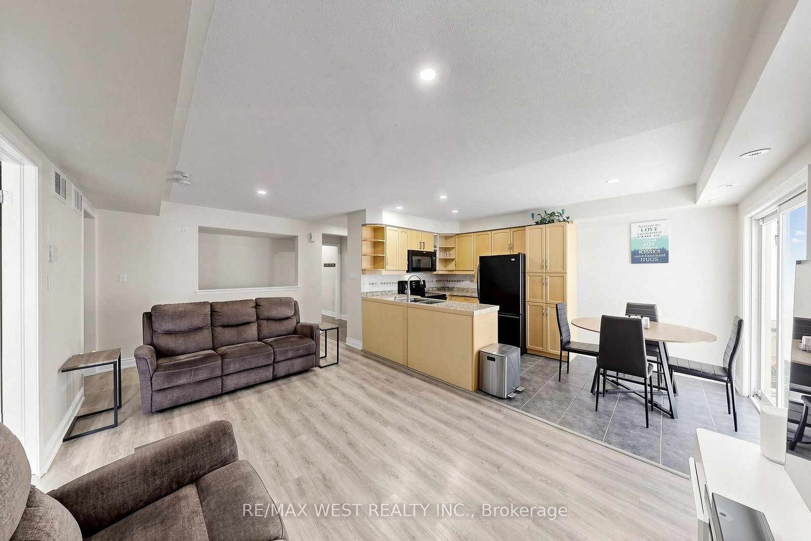 608 Shoreline Drive • #1 • Mississauga, ON photo 8
