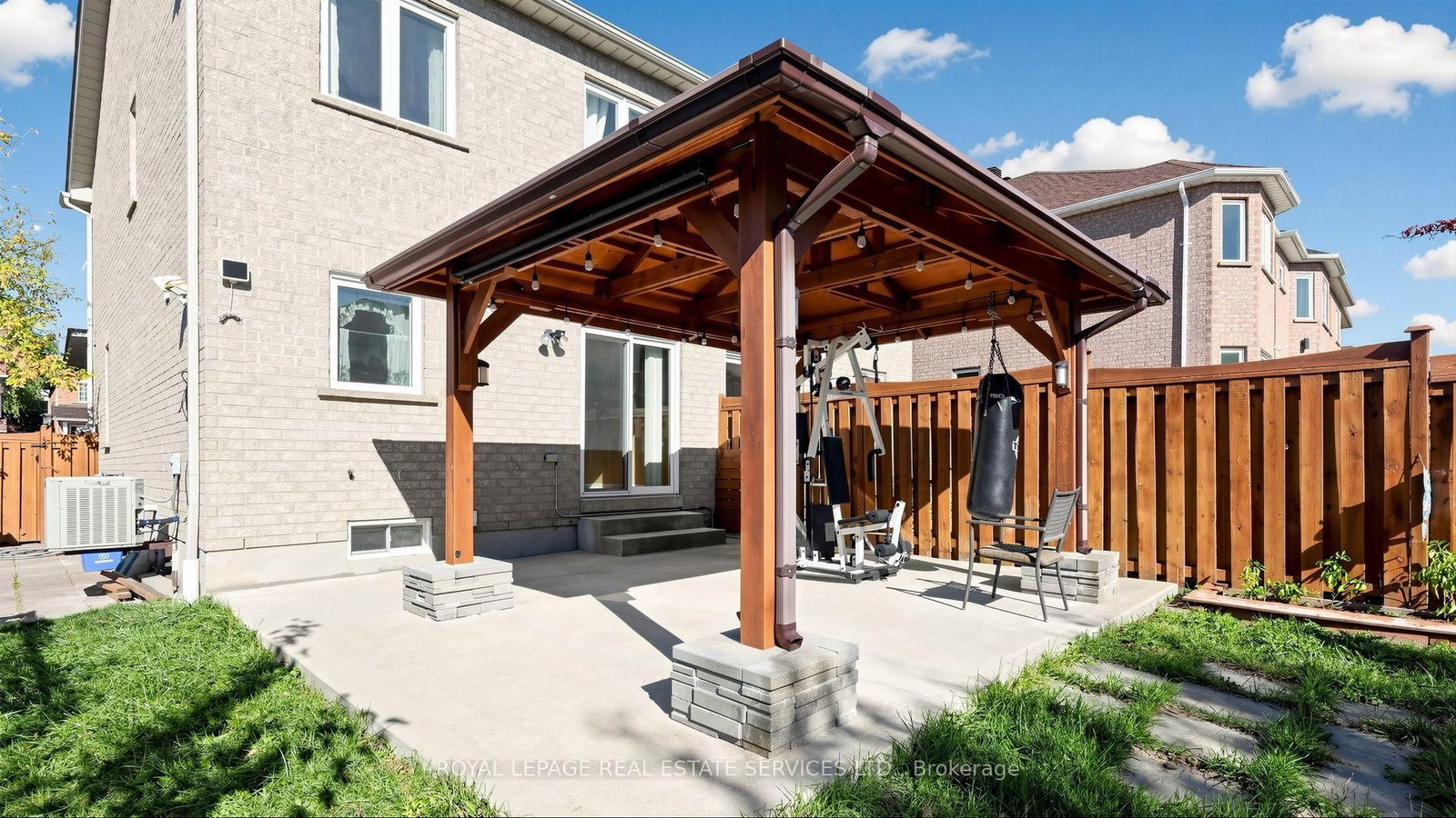 668 Madame Street • Mississauga, ON photo 48