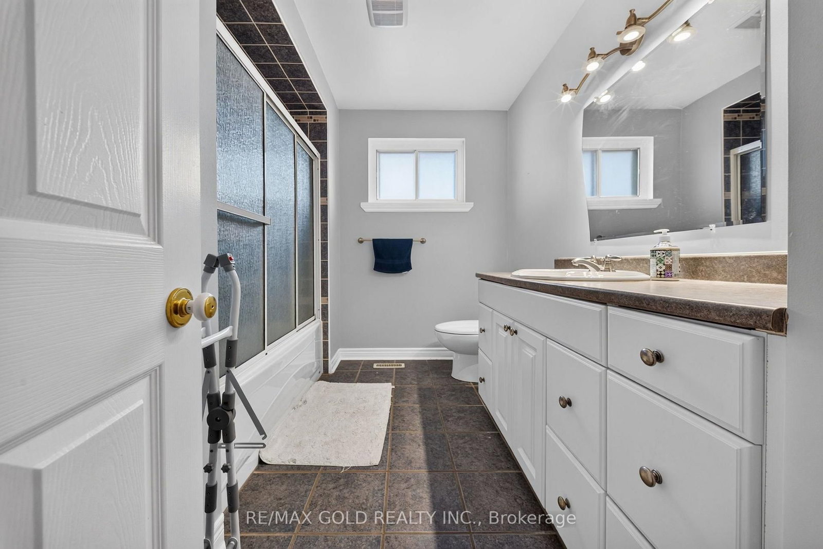 6 Dartford Road • Brampton, ON photo 28