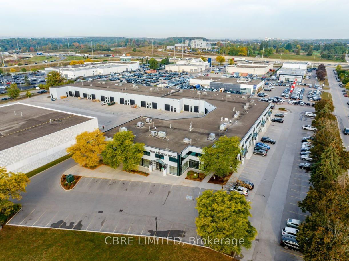 760 Pacific Road, Queen Elizabeth, Oakville, ON