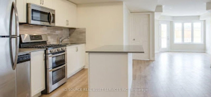 1501 - 2420 Baronwood Drive