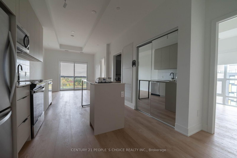 3008 William Cutmore Blvd photo 2