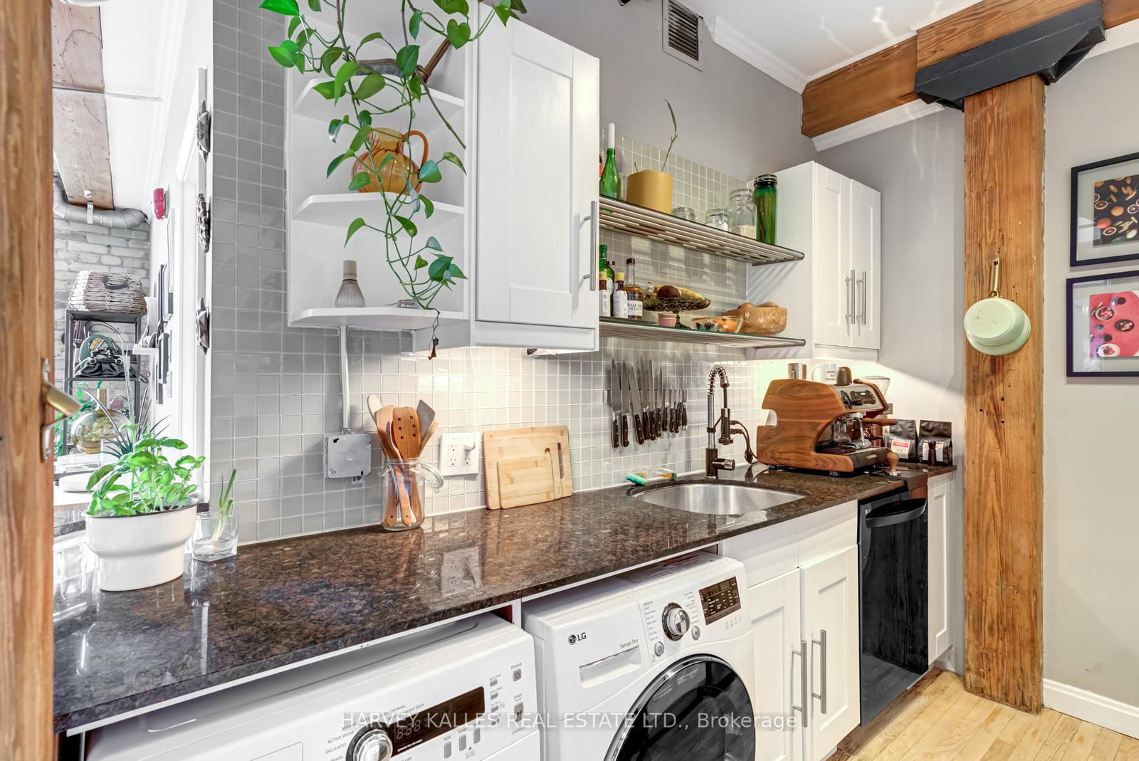 24 Noble Street • #304 • Toronto, ON photo 10