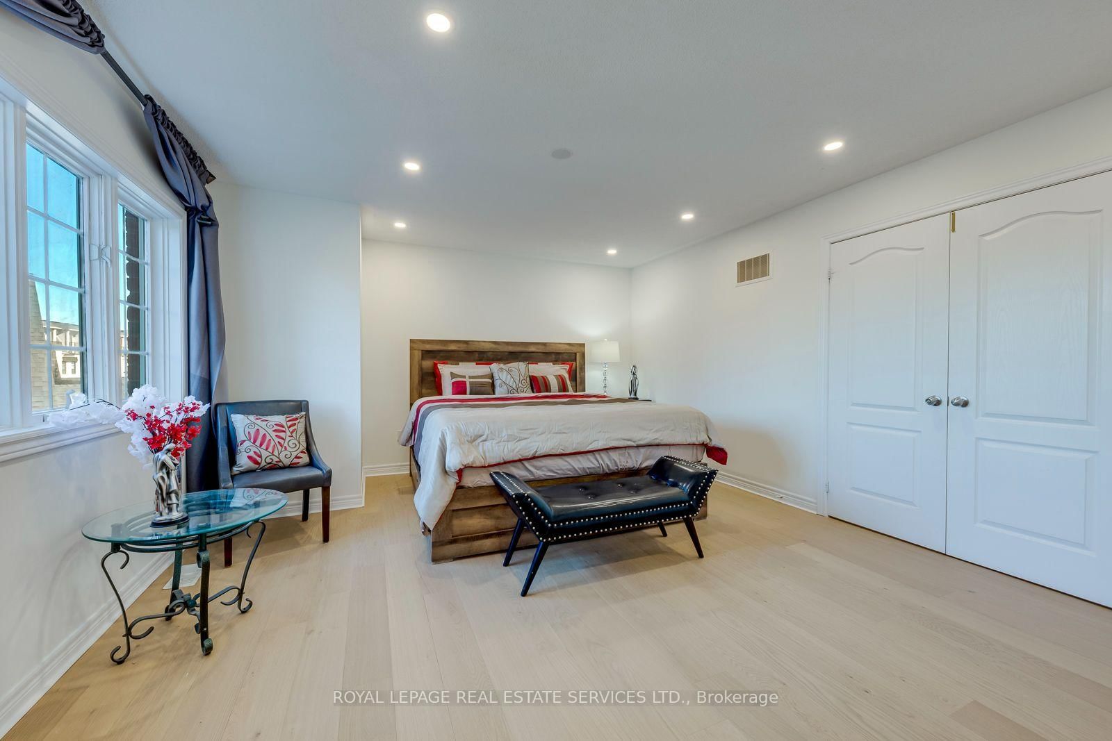 96 Thomas Street • Mississauga, ON photo 29