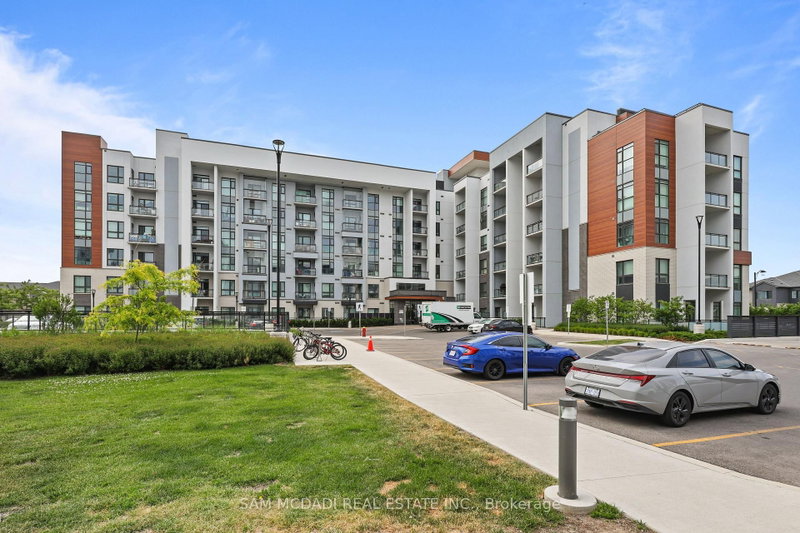 460 Gordon Krantz Ave photo 1