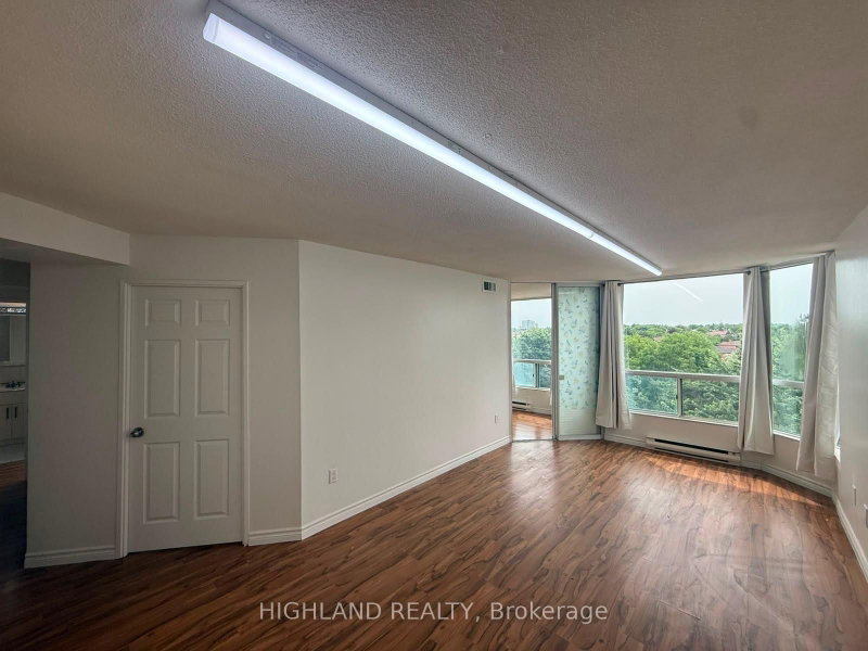 4470 Tucana Crt photo 3