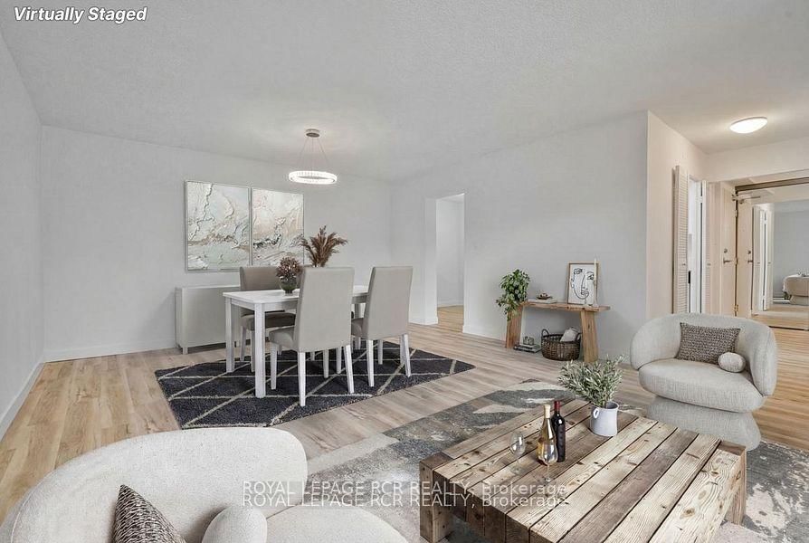 1535 Lakeshore Road E • #205 • Mississauga, ON photo 2