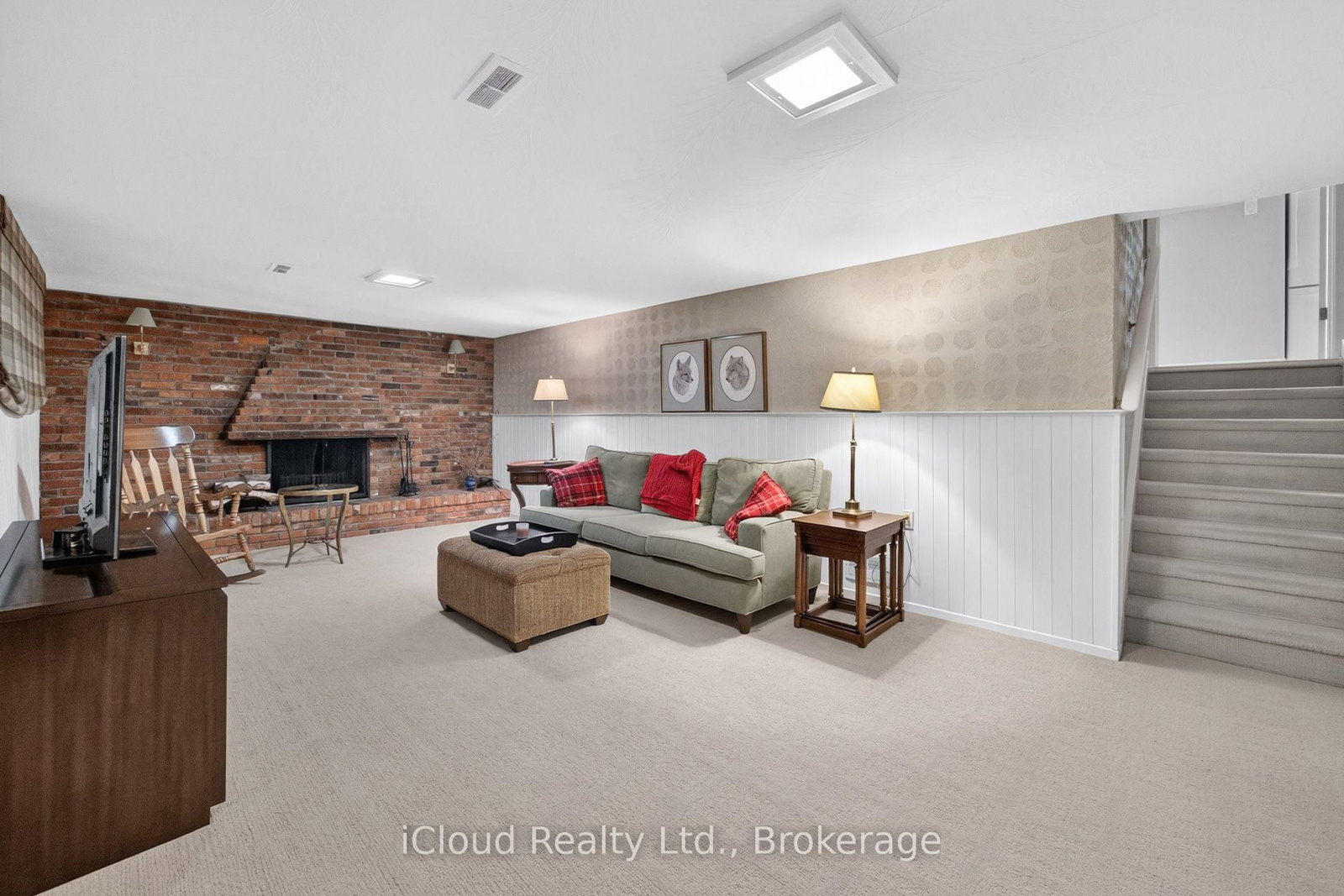 282 Kent Crescent • Burlington, ON photo 40