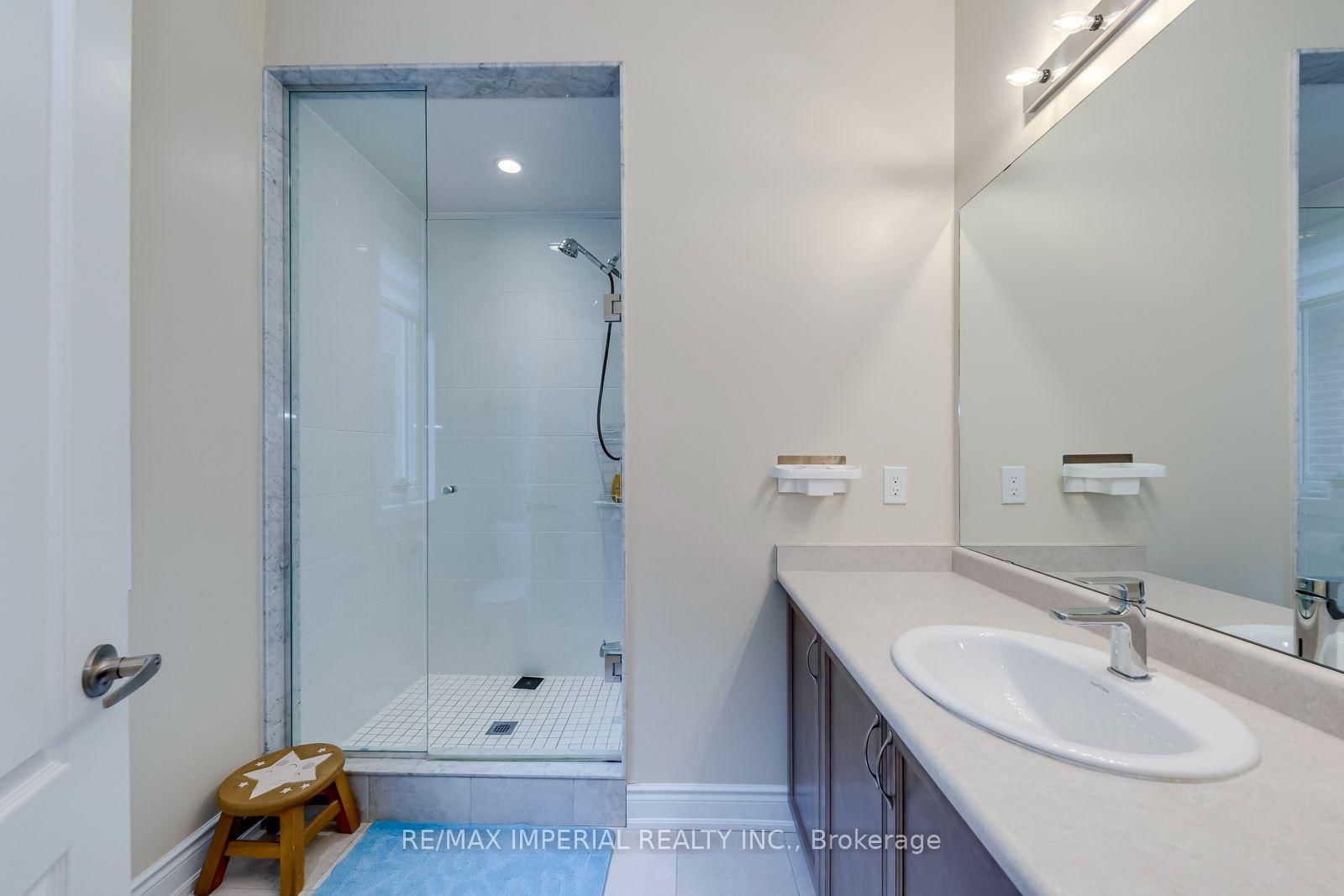 3164 POST Road • Oakville, ON photo 27
