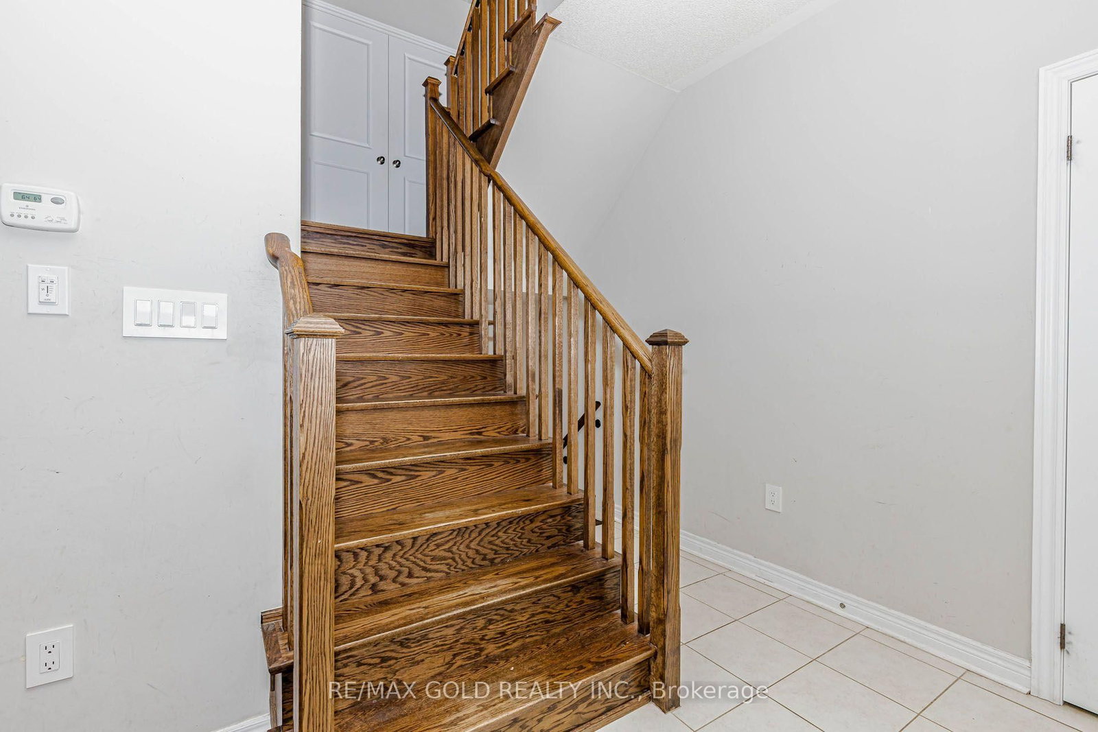 3 DALE MEADOWS Road • Brampton, ON photo 20