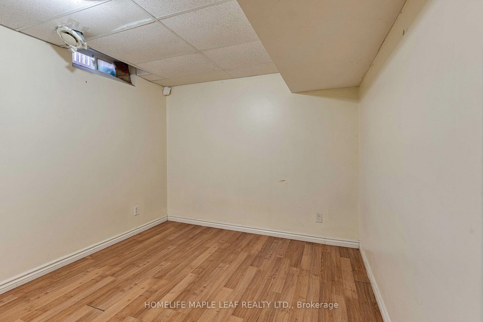 28 Vincent Street • Brampton, ON photo 38
