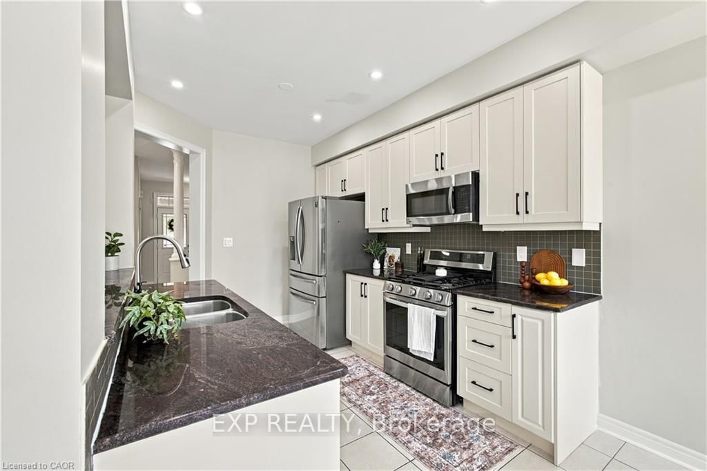 3275 Stalybridge Drive • #24 • Oakville, ON photo 16
