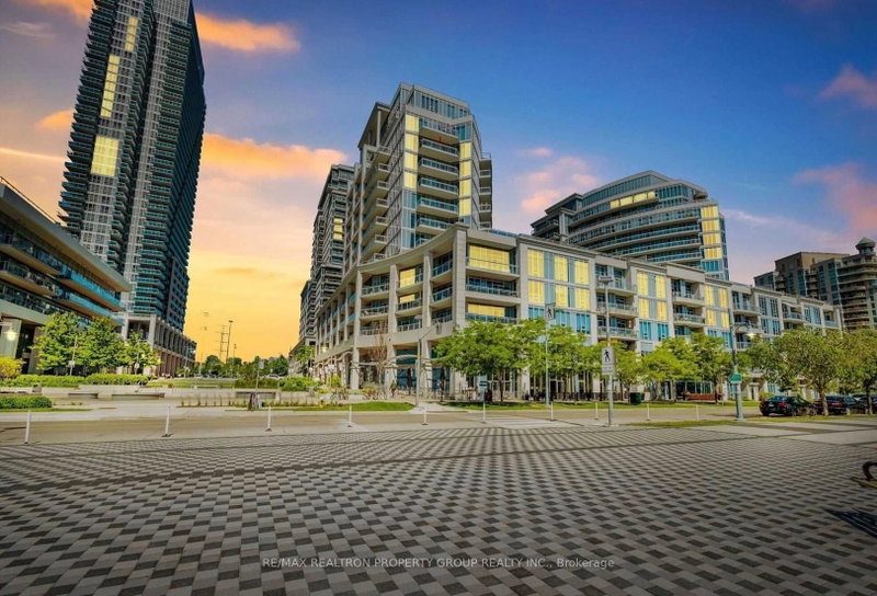58 Marine Parade Dr photo 4