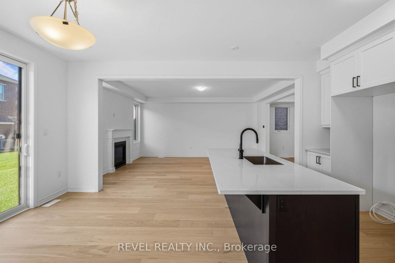 1509 Zilio Terrace • Milton, ON photo 12