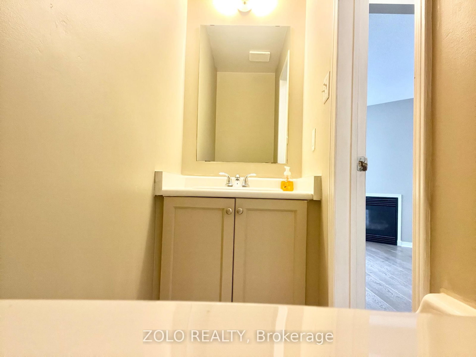 19 Saddletree Tr, Brampton, view 12