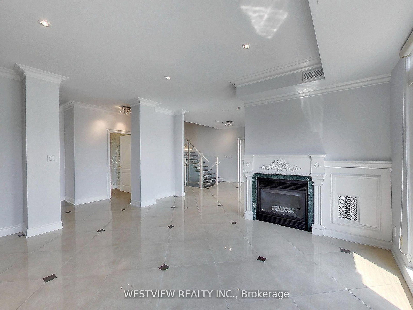 116-2111 Lake Shore Blvd, Toronto, view 14