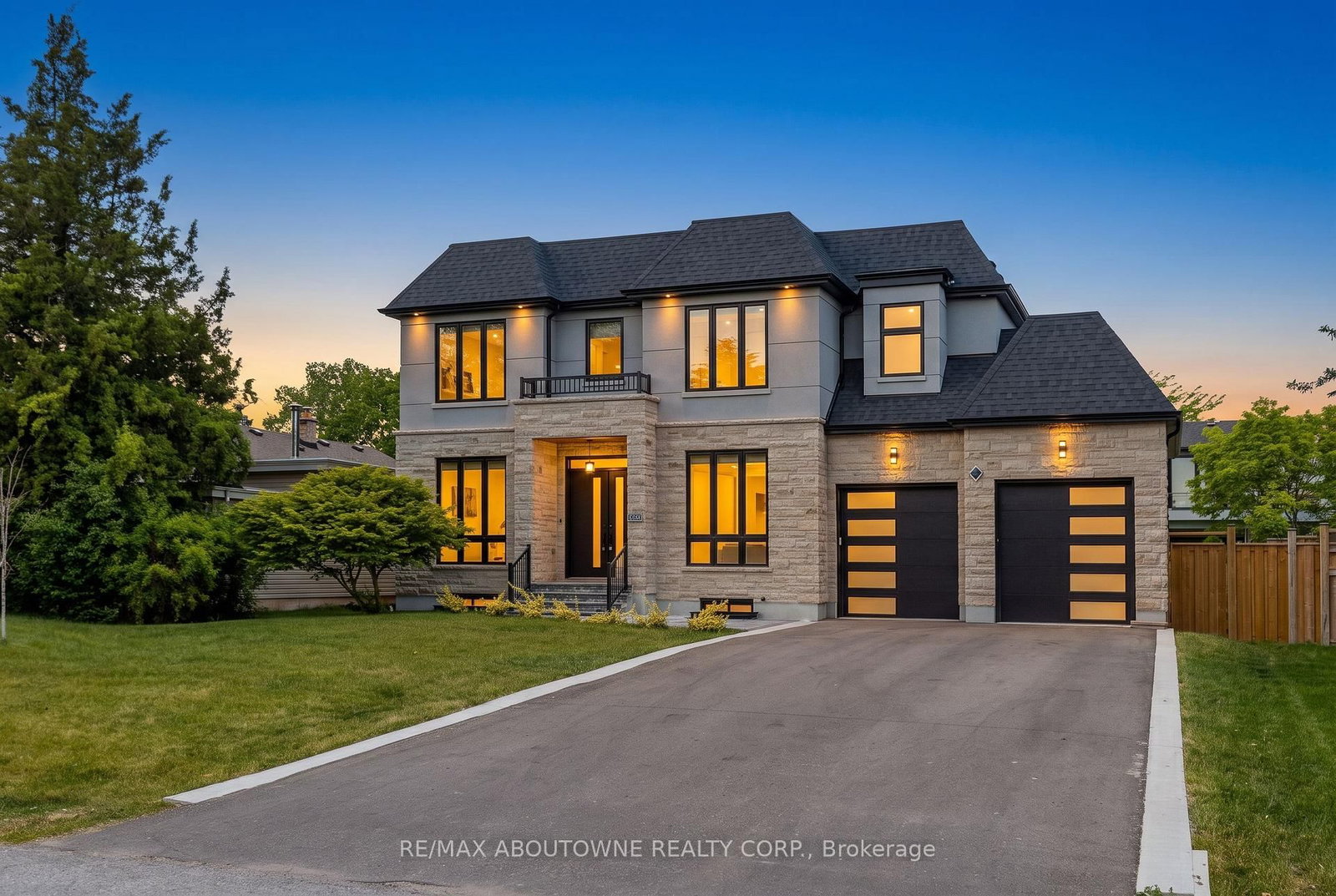 455 Samford Place, West, Oakville, ON