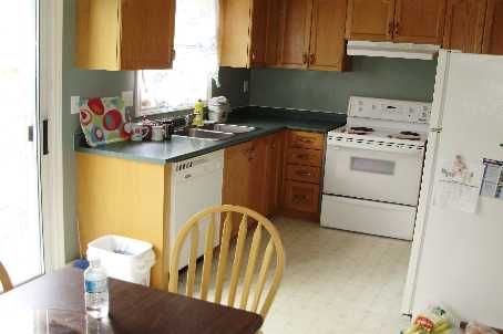 60 Pressed Brick Dr, Brampton, L6V4K3 | Image 3