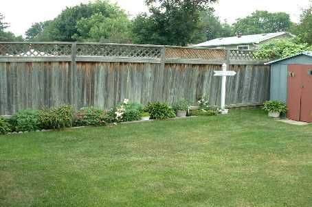 65 Newstead Cres, Brampton, L6V2A8 | Image 3