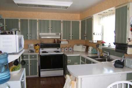 164 Burbank Cres, Orangeville, L9W3H8 | Image 2