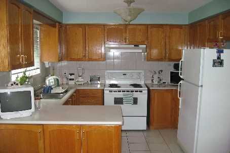 37 Bobcat St, Brampton, L6R1C8 | Image 2