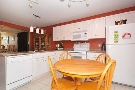 23 Rachlin Dr, Halton Hills, L7J3A9 | Image 2