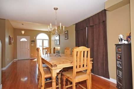 23 Rachlin Dr, Halton Hills, L7J3A9 | Image 3