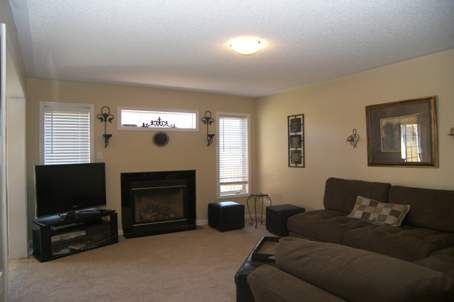 855 Luxton Dr, Milton, L9T643 | Image 3