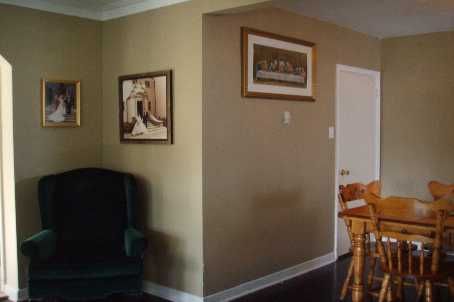 14 Cavell Ave, Toronto, M8V1P2 | Image 2