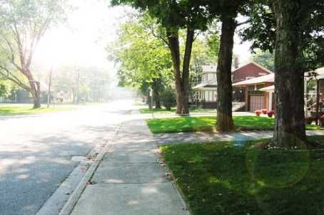 40 Briarwood Ave, Mississauga, L5G3N6 | Image 2