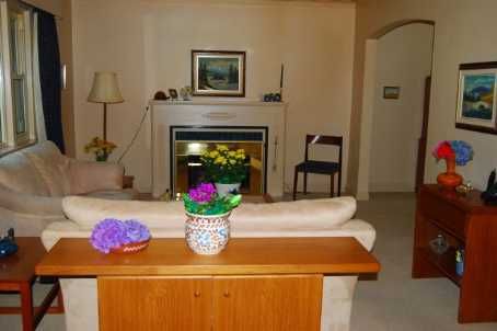 1366 Wilson Ave, Mississauga, L5G3K2 | Image 2