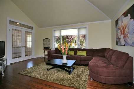 1480 Kenmuir Ave, Mississauga, L5G4B5 | Image 2