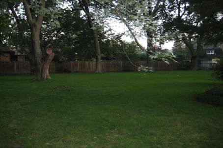 2014 Lakeshore Rd W, Oakville, L6L1G7 | Image 2