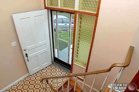 57 Mallard Cres, Brampton, L6S2T7 | Image 2