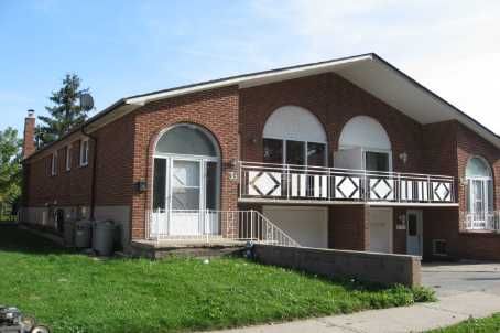 33 Prouse Dr, Brampton, L6V3A3 | Image 2