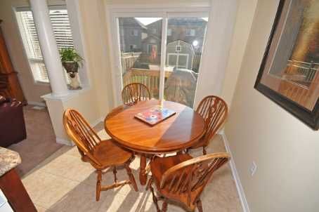 26 Snowberry Cres, Halton Hills, L7G6M4 | Image 3