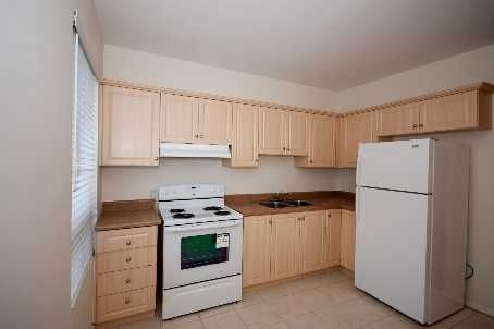 1383 Lansdowne Ave, Toronto, M6H3Z9 | Image 3