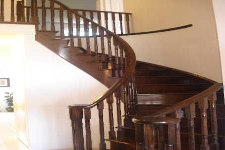 46 Purebrook Cres, Brampton, L6P2L5 | Image 2