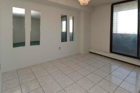 1510 - 5 San Romano Way, Toronto, M3N2Y4 | Image 2