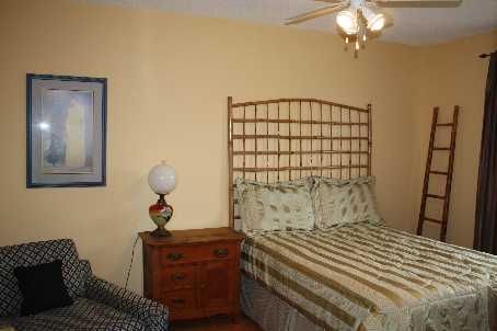 145 - 1050 Shawnmarr Rd, Mississauga, L5H3V1 | Image 3