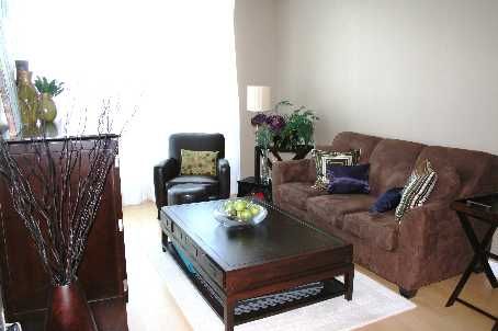 1603 - 3939 Duke Of York Blvd, Mississauga, L5B4N2 | Image 3