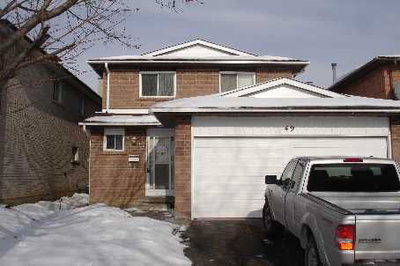 Detached House sold at 49 Cathy Jean Crescent, Toronto, Ontario, M9V4T2 - Mount Olive-Silverstone-Jamestown - MLS: W1548700