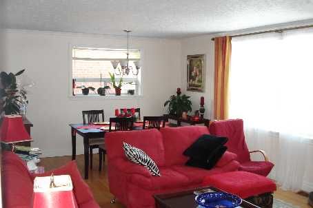 1476 Cawthra Rd, Mississauga, L5G4L2 | Image 2