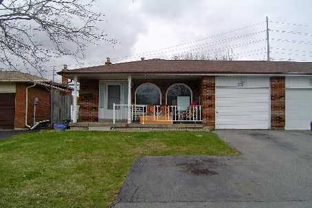 Detached House sold at 103 Manitou Crescent, Brampton, Central Park, L6S2Z6 - MLS: W1604891